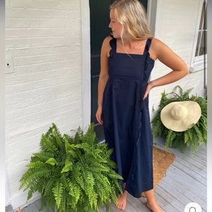 Elegant Navy Blue Sleeveless Dress